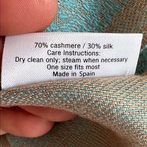 Chic Teal and Gold Blue Pacific Women's Wrap. - Picture 9 of 12